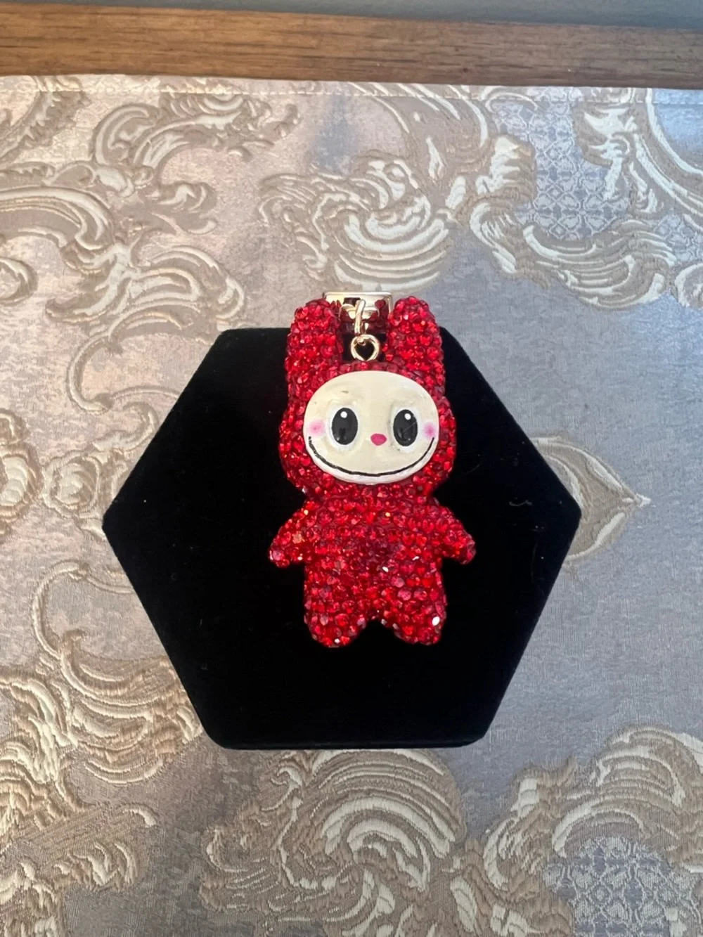 Adorable Rhinestone Keychain - Picture 5 of 5